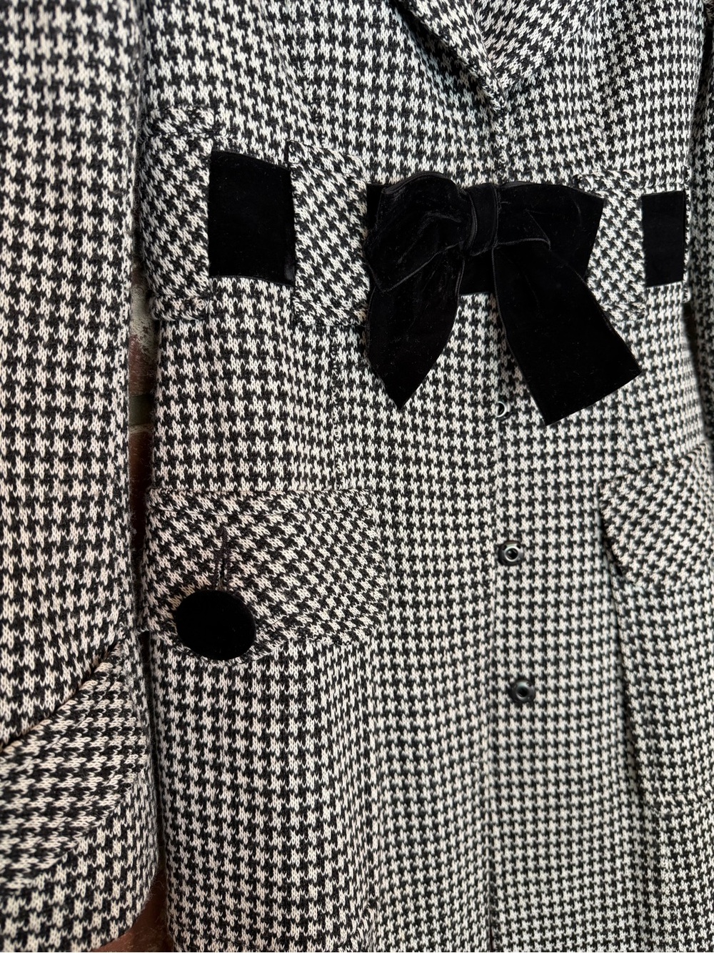Nanette Lepore Black & White Houndstooth 2 Piece Set with Pink Lining - Picture 2 of 7
